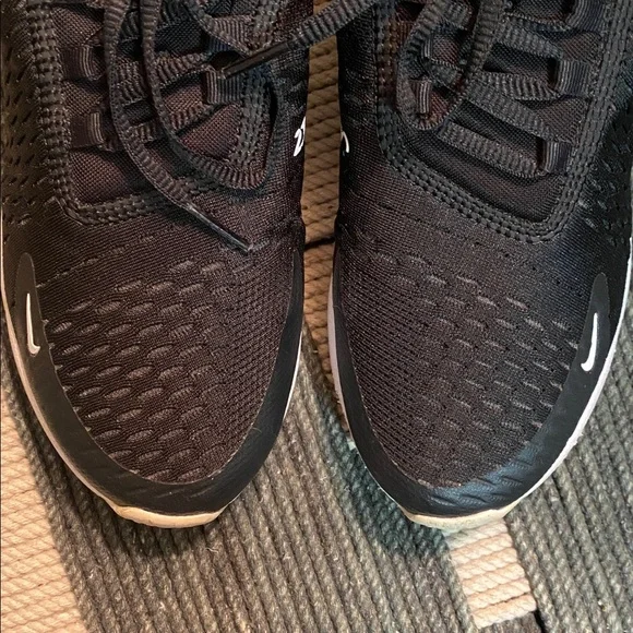 Nike Air Max 270 Black and White Sneakers - Picture 7 of 16